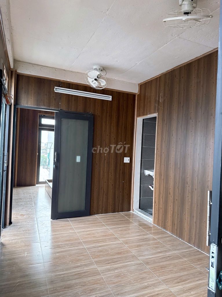 35 M2 has interiors, 100 percent new, near Phú Mỹ, holding free cars.