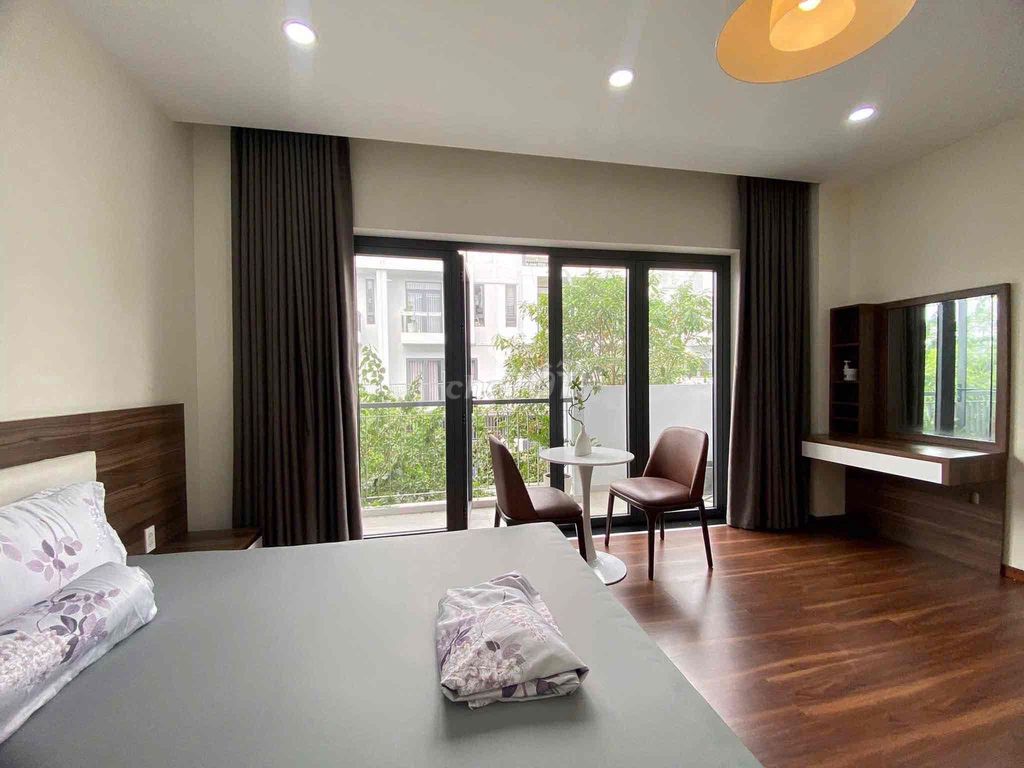 The balcony room is now Dương Quảng Hàm - full interior