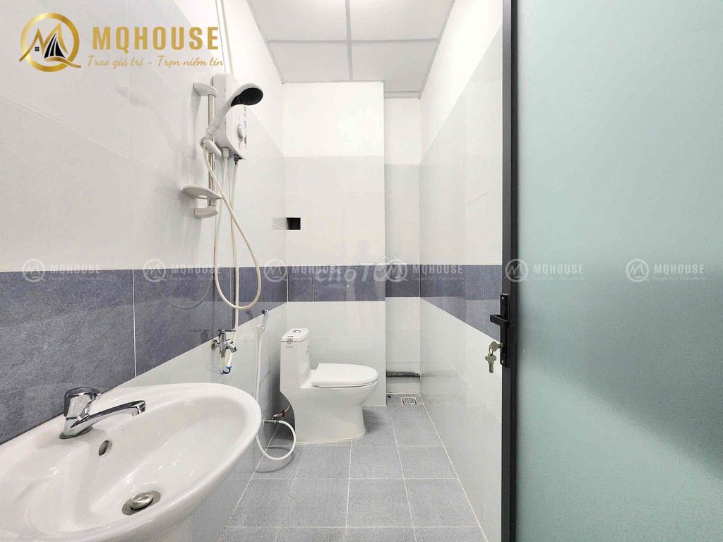 Draw a window of natural light