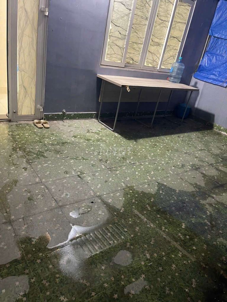 Free water service apartment 50 M1 Hoàng Quốc Việt next to Phú Mỹ .
