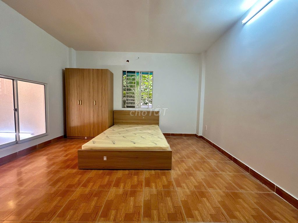 The nc Lê Quang Định 80 M2 1 1st floor of the super-wide courtyard