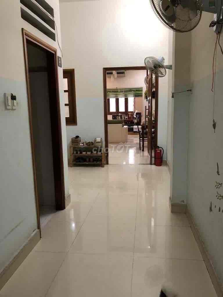 Đào Duy Từ District 10 - 54 m2 4 floors 2 bedroom - 14 million