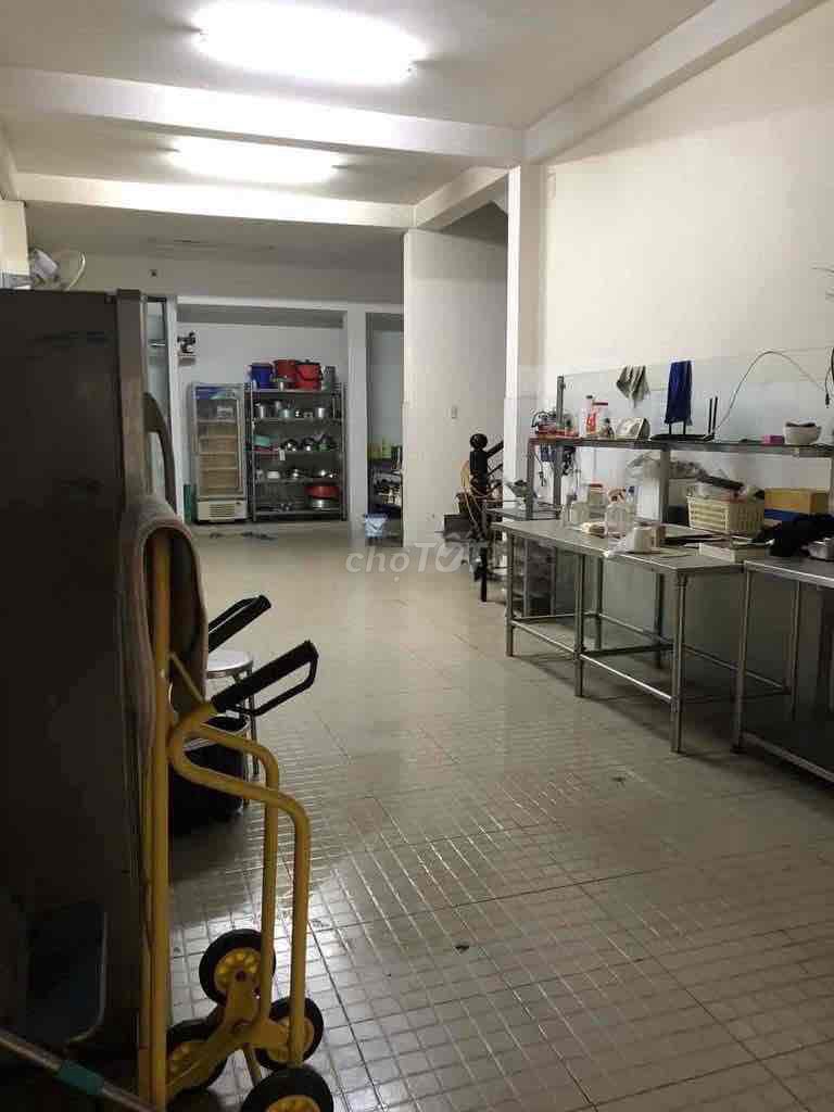 Đào Duy Từ District 10 - 54 m2 4 floors 2 bedroom - 14 million