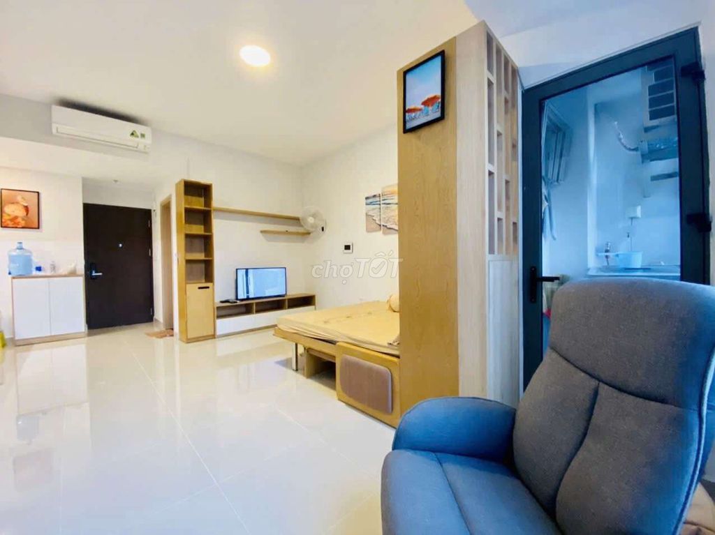 Officetel 42 meters y y y in, works at Novaland Botonica Civil Office