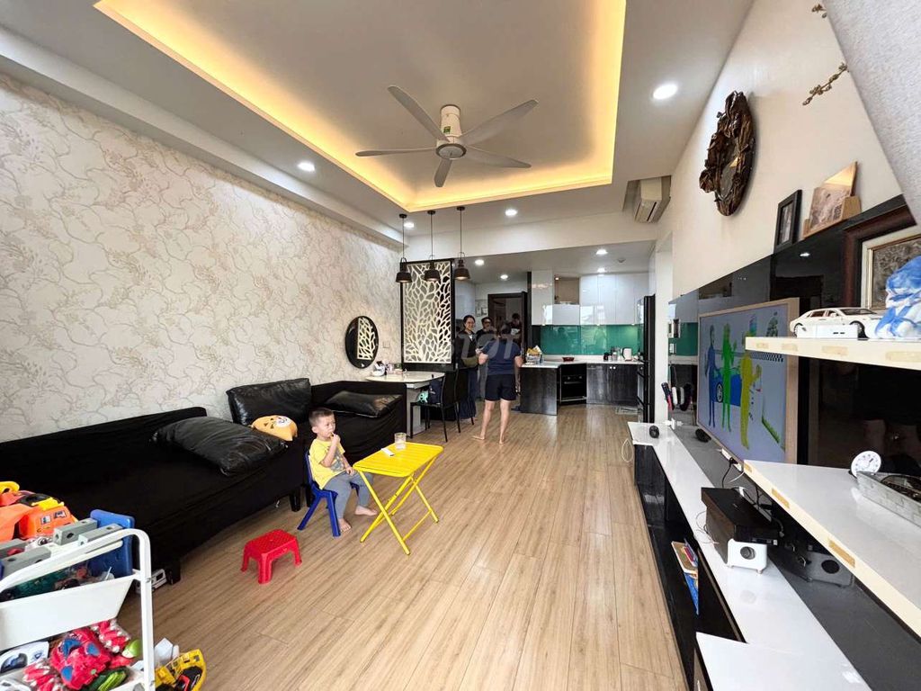 Three bedrooms with a large yard, Novaland Botanica Premier.