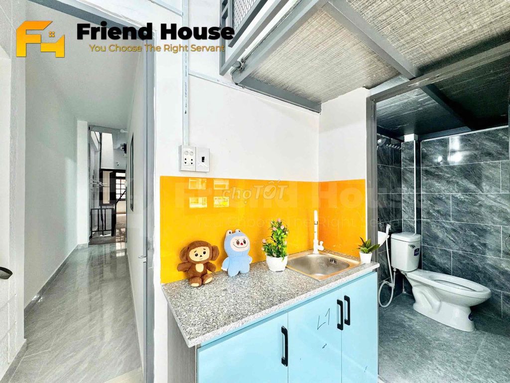 Rent a balcony- Quang Trung