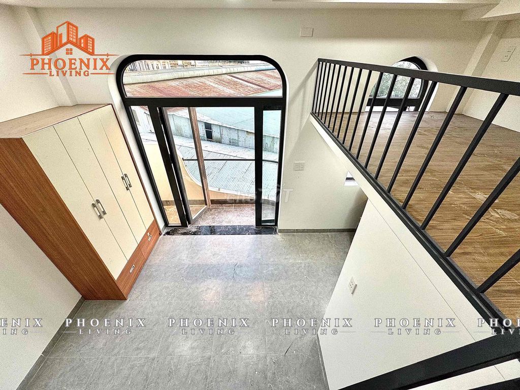 Only 100 percent built the balcony suite - full interior