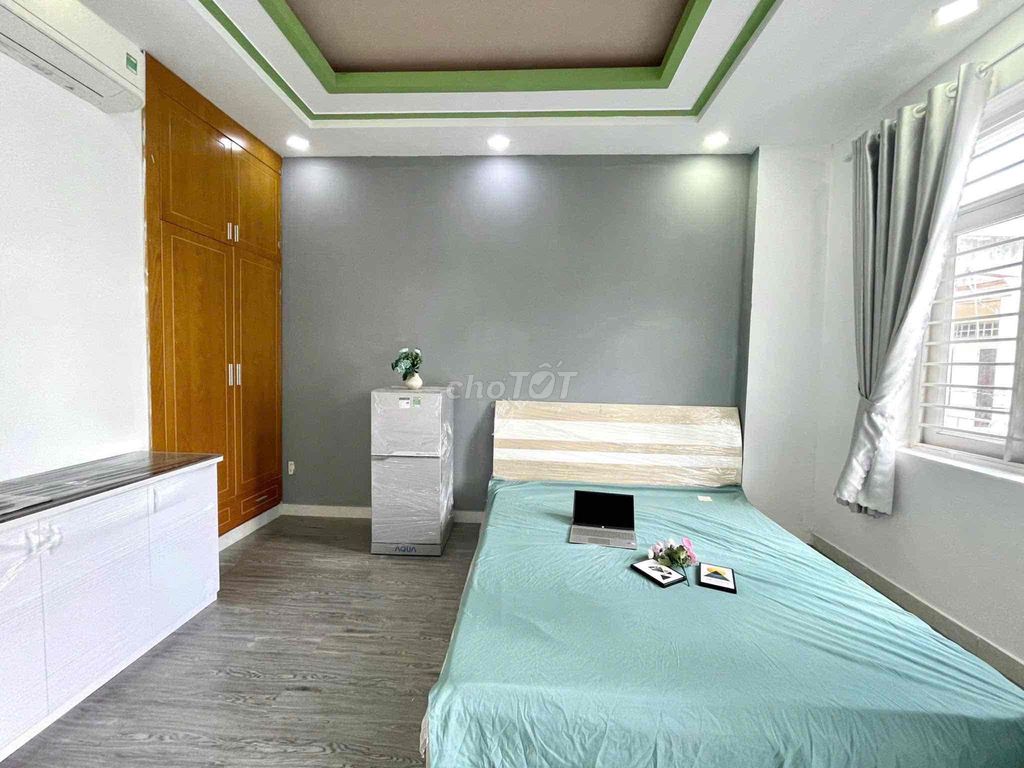 Tân Bình Inn is 10 minutes from District 1 5-7.