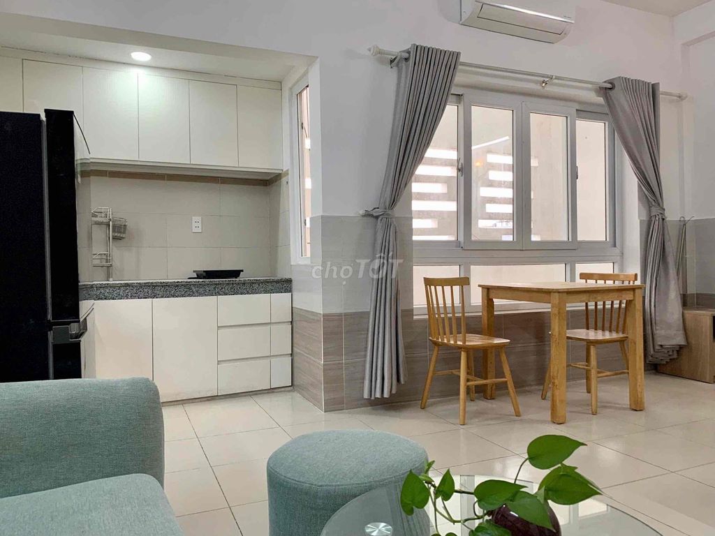 A full interior in Mayor 7 for you.