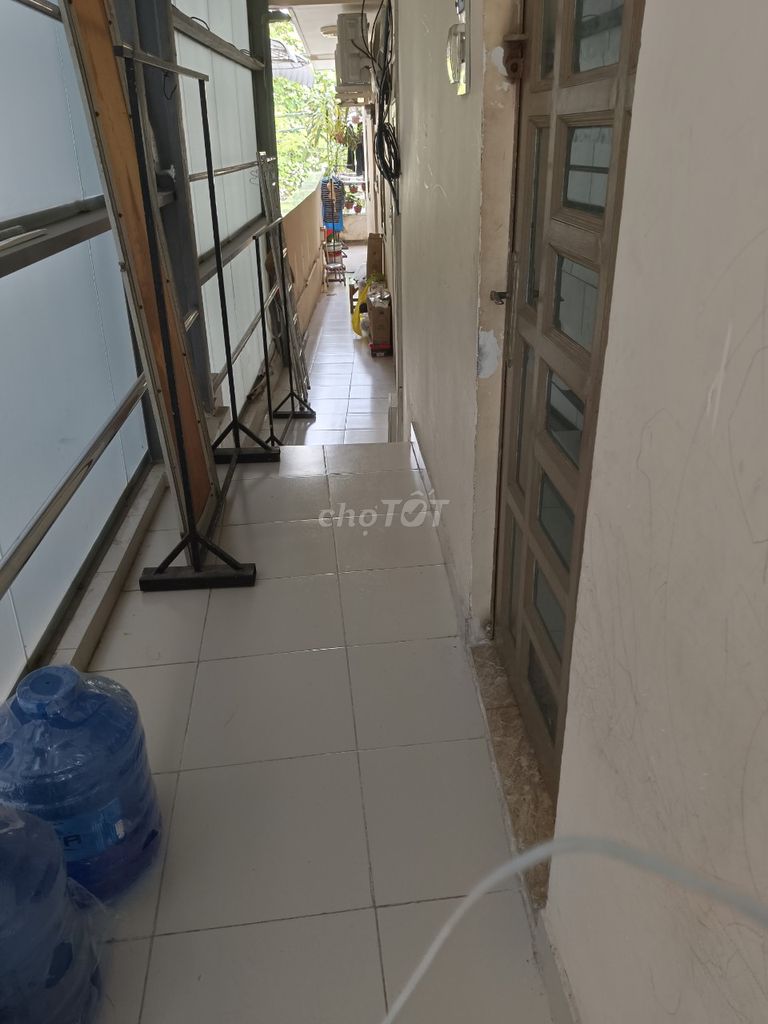 Rent one room, 148 Lưu Hữu Phước.