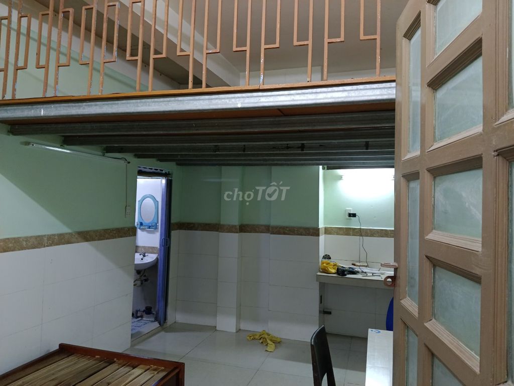 Rent one room, 148 Lưu Hữu Phước.