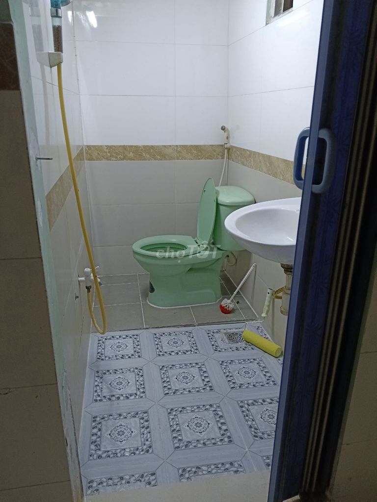 Rent one room, 148 Lưu Hữu Phước.