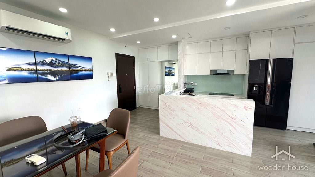 Riverpx3 bedroom 32 million.