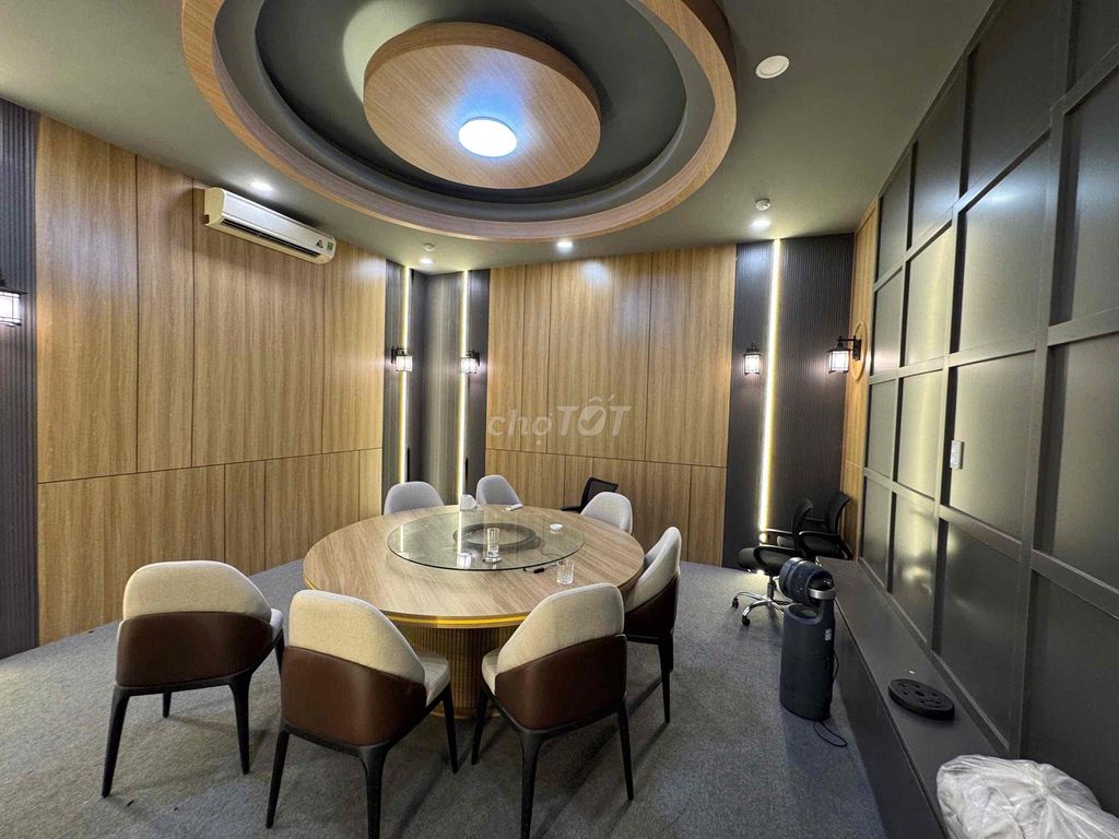 10 x 20 meters-1 m -4 stories with an elevator cost 100 million a month