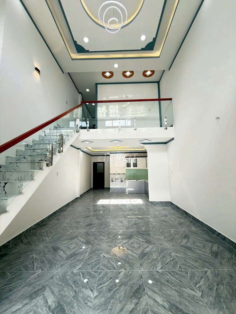 Rent a new three bedrooms near the City Hall.