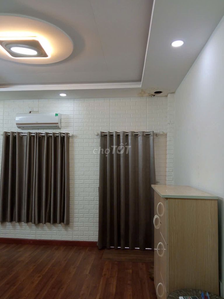 Rent the room at about 30 meters, with air conditioning, 3 million.
