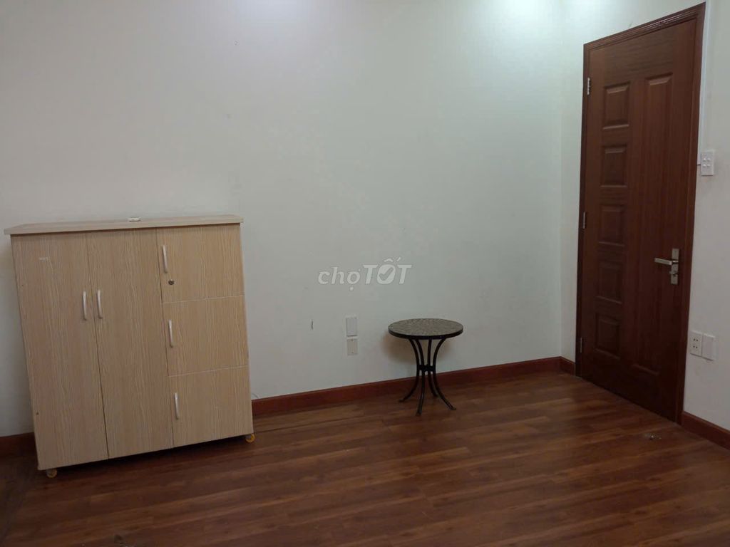 Rent the room at about 30 meters, with air conditioning, 3 million.