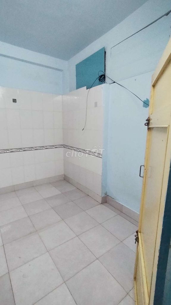 rented a central boarding room - near schools - cheap