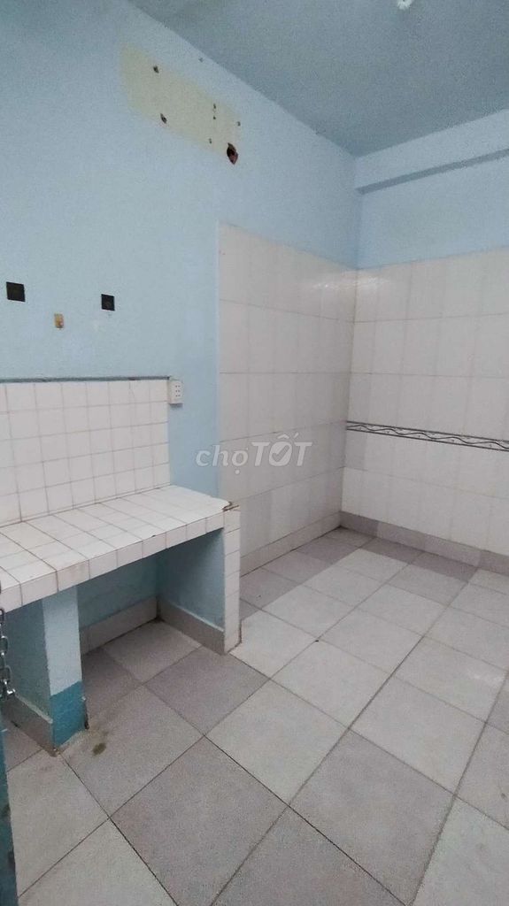 rented a central boarding room - near schools - cheap
