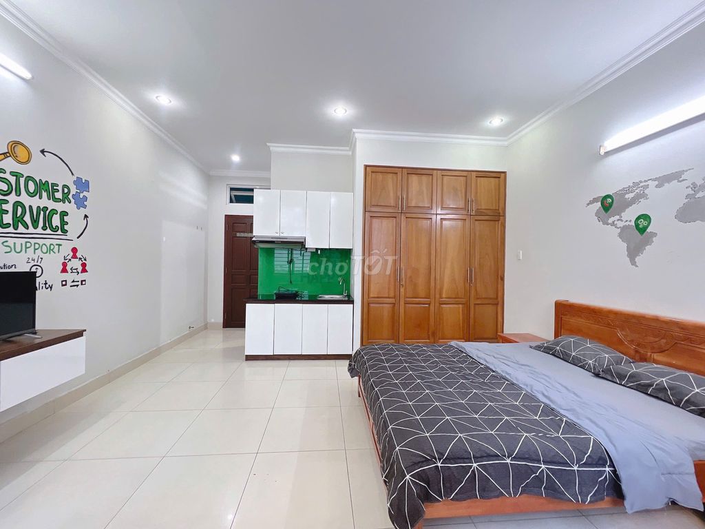 Rent a room in the apartment.