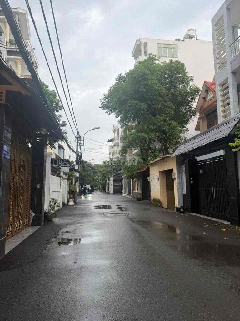 10 meters car alley house: 5 x19 cast 1 .2 . . . 19 million a month