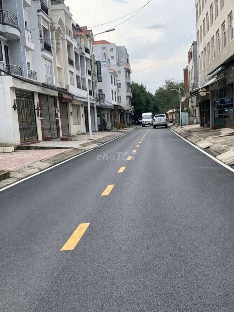 LÊ THỊ RIÊNG rent.