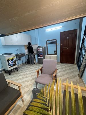 Rent the main motel owner  cmt8, full interior in shape