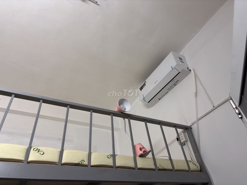 Passing the suspended room - full interior, can move in immediately
