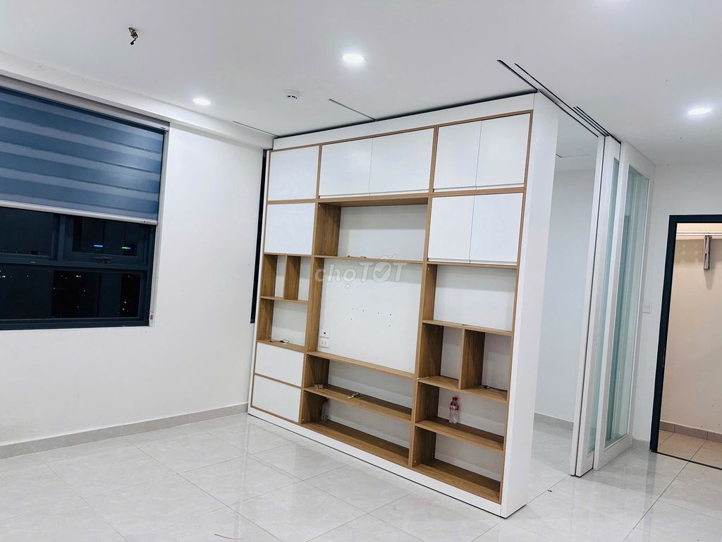Rent Sài Gòn Intela-- two fine bedrooms, move in! Now!