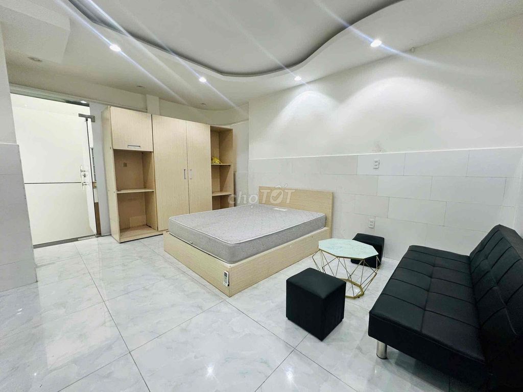 The mini apartment. A separate kitchen room, wide open.