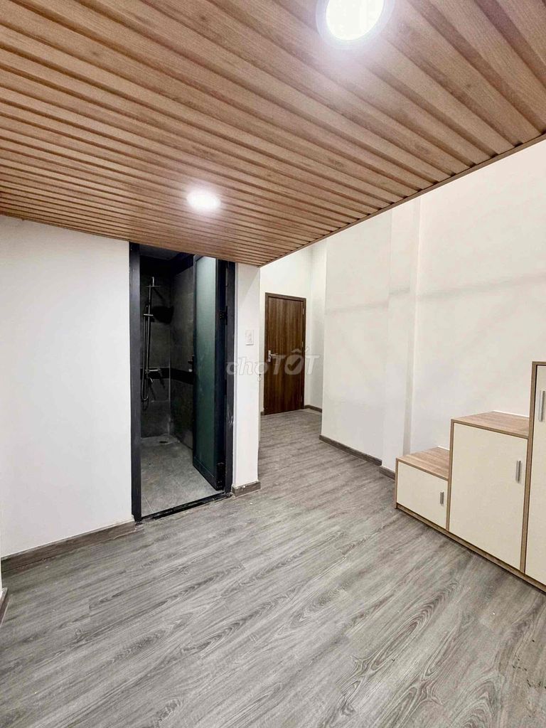 The new room is built to go to hutech Bình Thạnh.