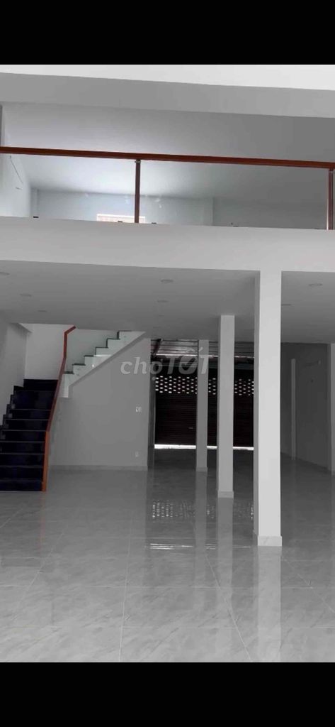 The Quốc lộ 50 cash home is 40 million.