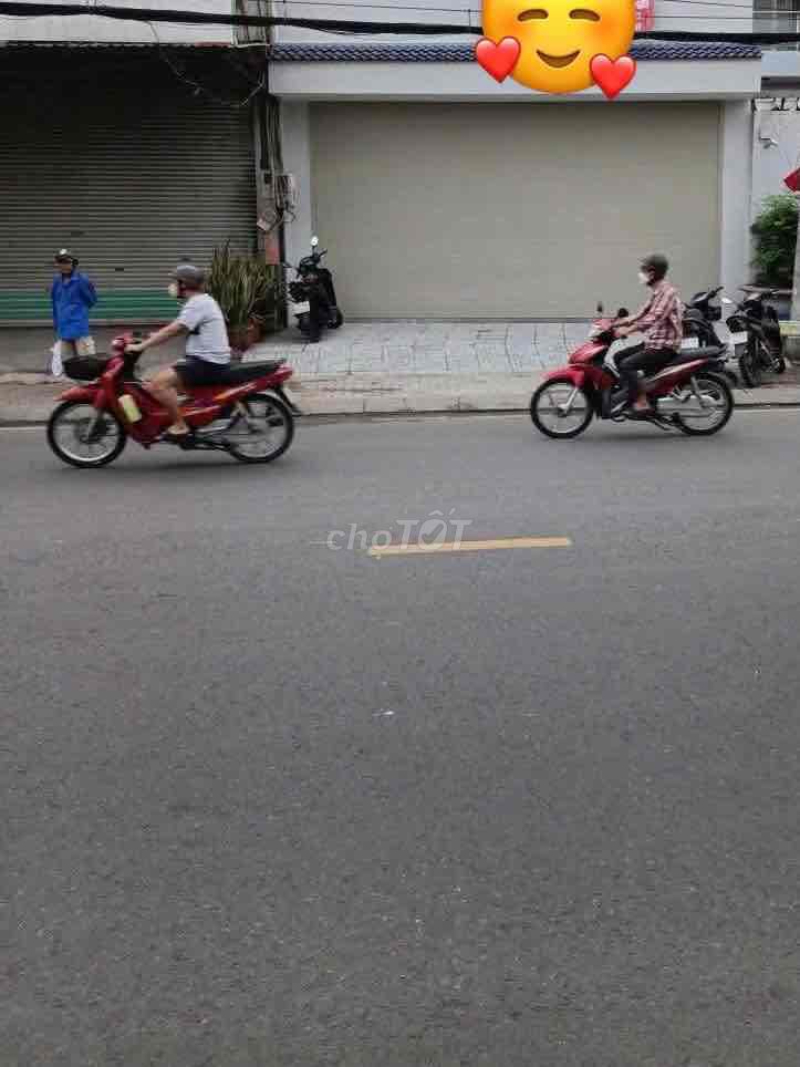 The Quốc lộ 50 cash home is 40 million.