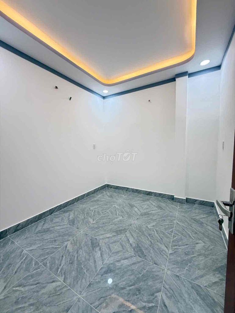 Rent the Four-four x14 house. Three bedrooms.