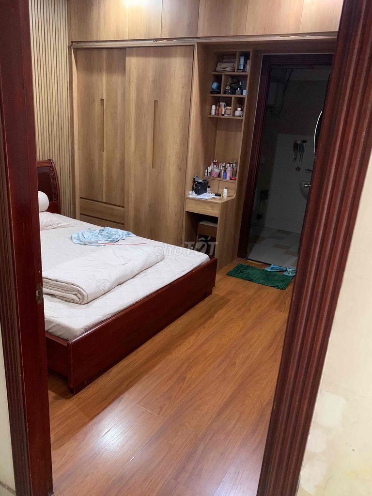 To rent peace 77 meters.