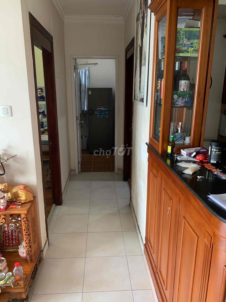 To rent peace 77 meters.