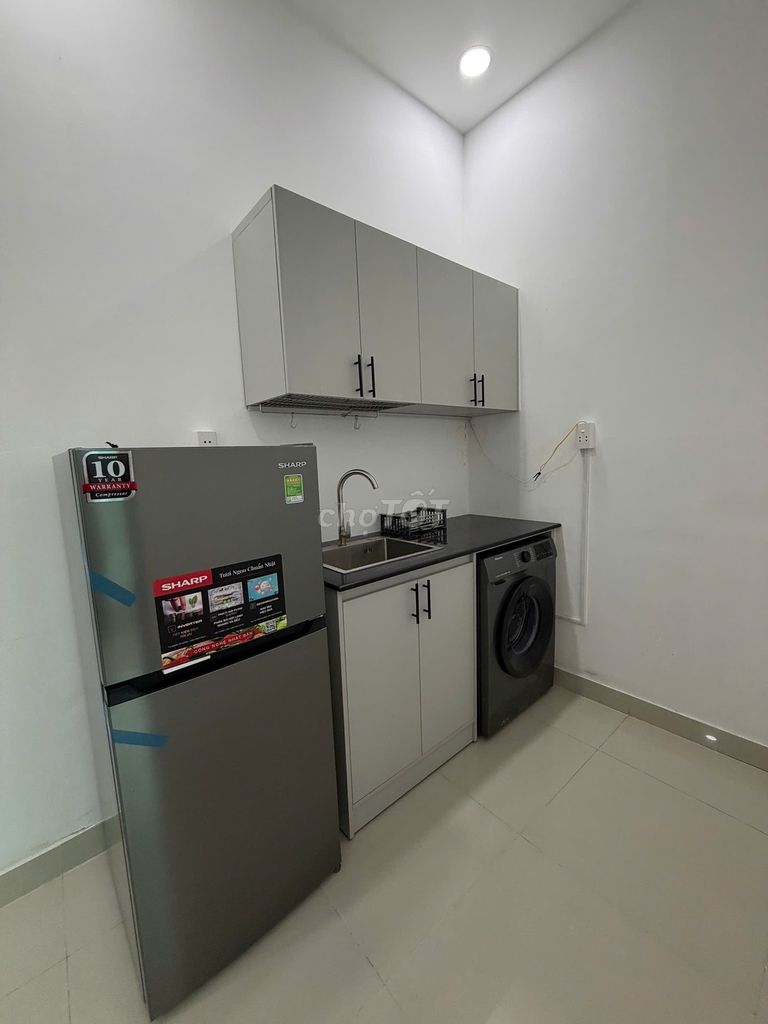 Rent a two-room new Hùng Vương District 5-Medics, private washing machine