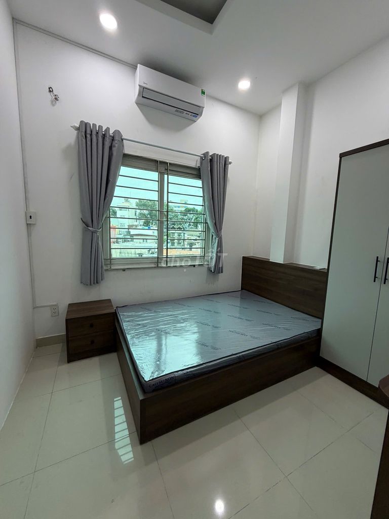 Rent a two-room new Hùng Vương District 5-Medics, private washing machine