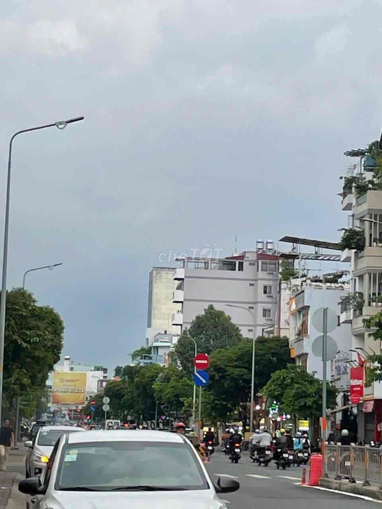 4th floor Nguyễn Thái Sơn faces bv 17577 free of crash