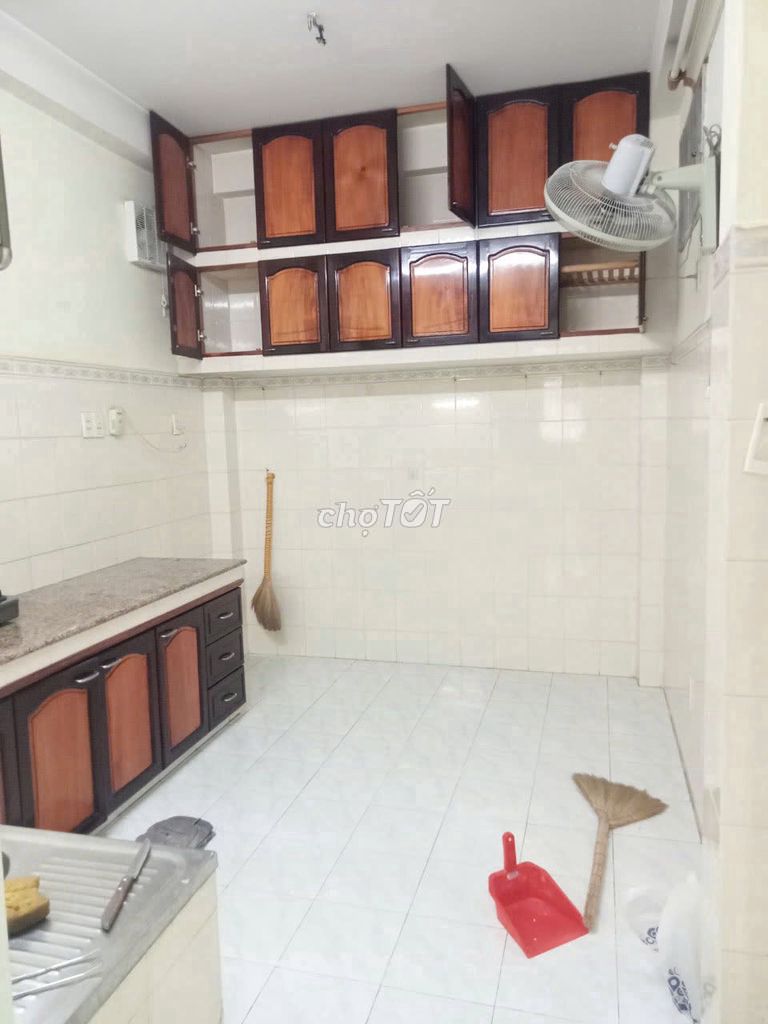 Rent Nguyễn Trãi-721 2th district.