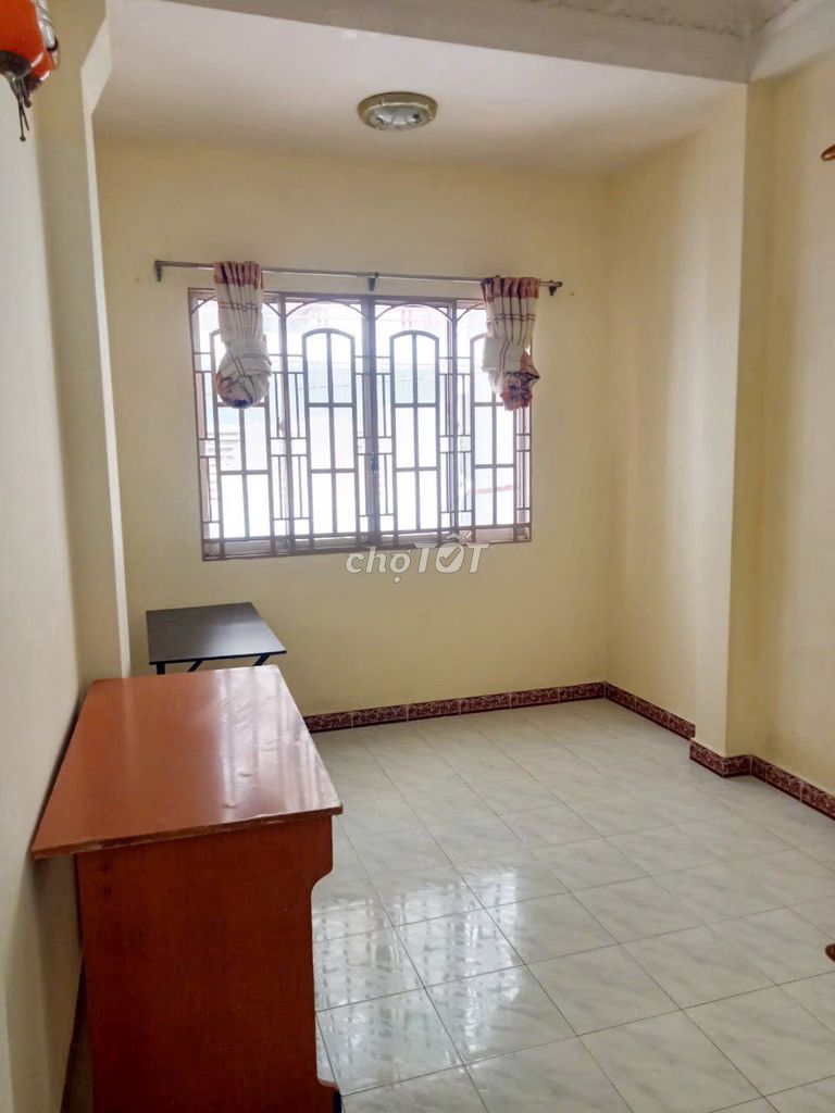 Rent Nguyễn Trãi-721 2th district.