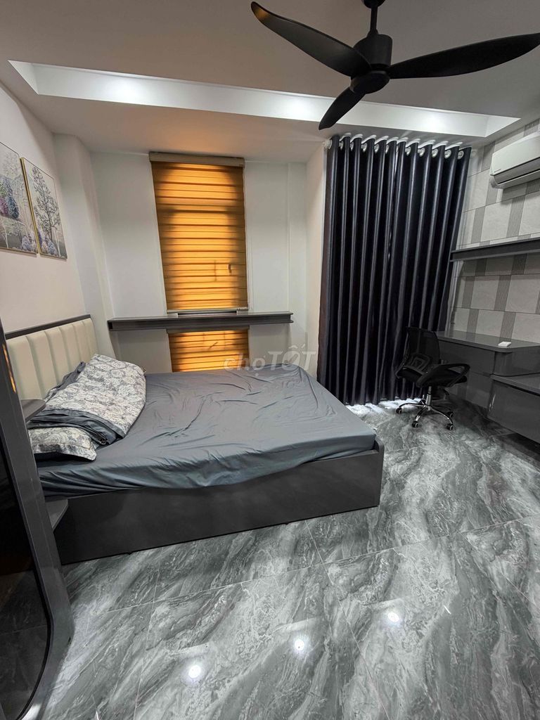 Rent the entire Nguyễn Tư Giản alley. 1 st. 3th floor.