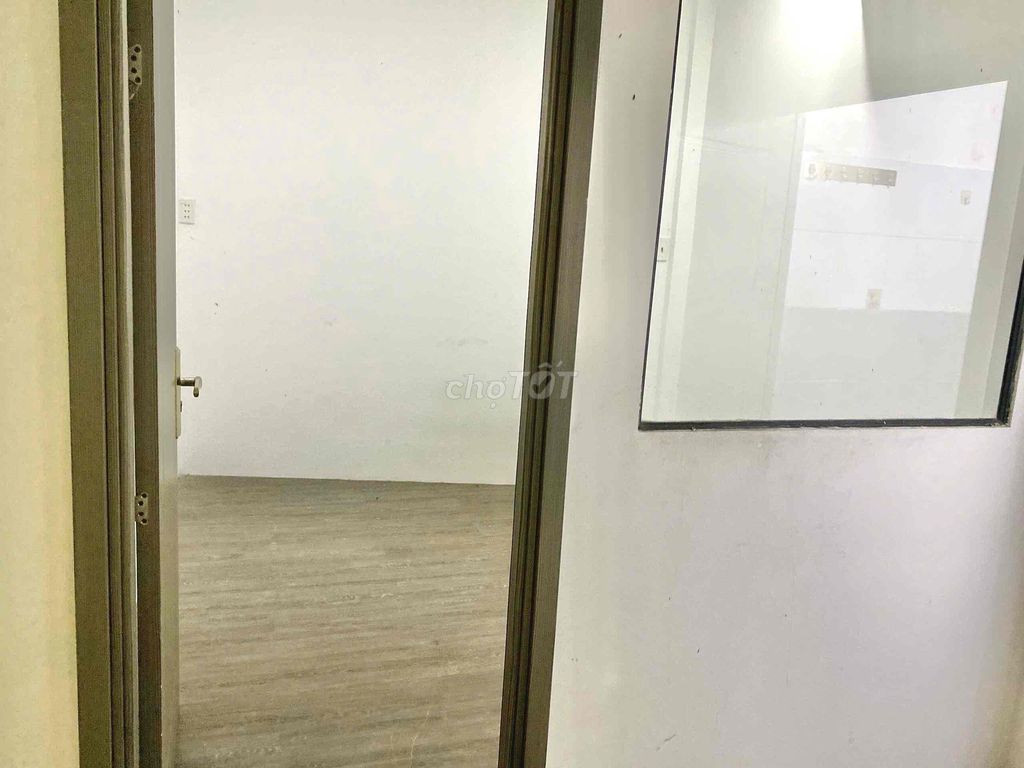 House 1 :1 .1 .2 bedroom 2 toilets
