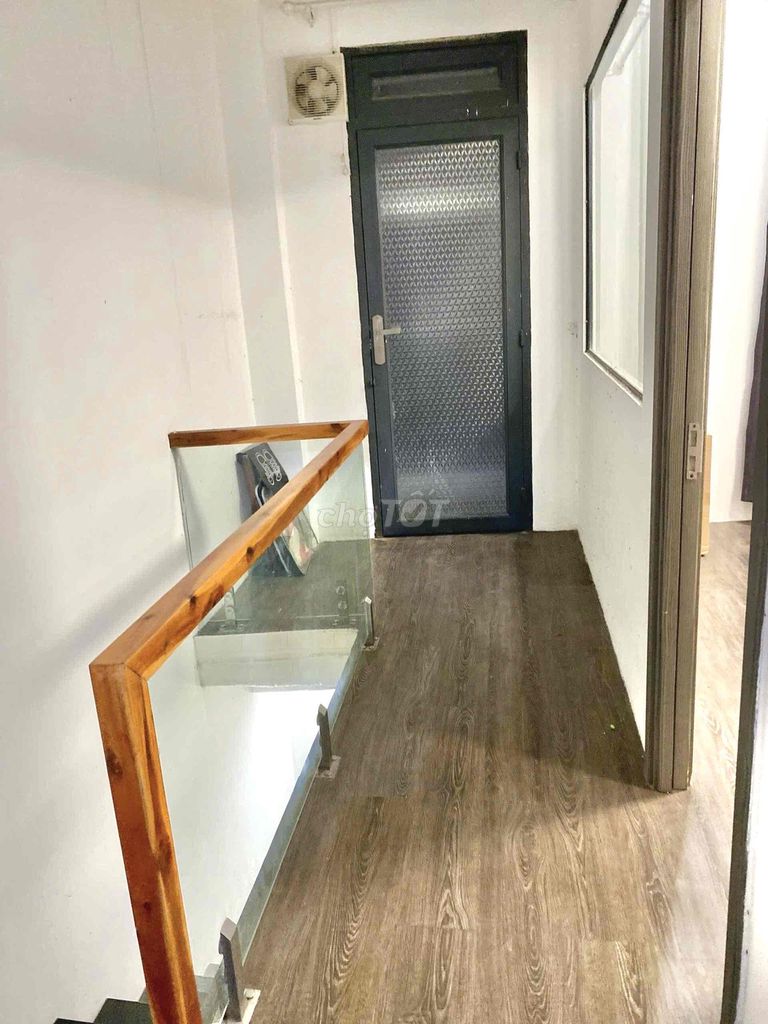 House 1 :1 .1 .2 bedroom 2 toilets
