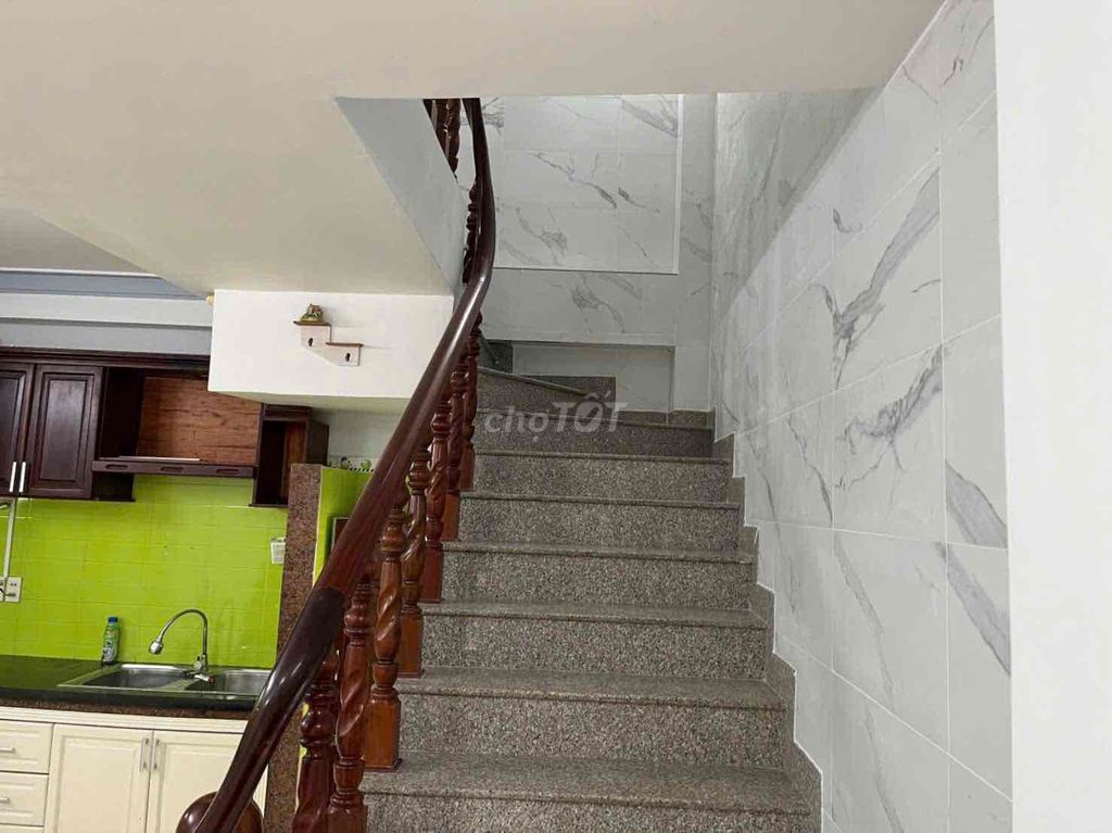 Rent the original apartment - 4 autoways near the coast