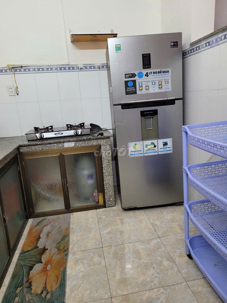 Rent the original P house. Thới An, interior.