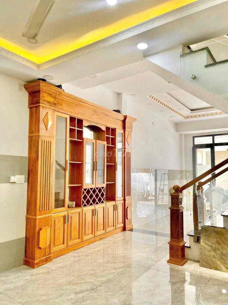 Fourth floor bedroom 5 toilets 151 Union 4-5. bhh B Bình Tân