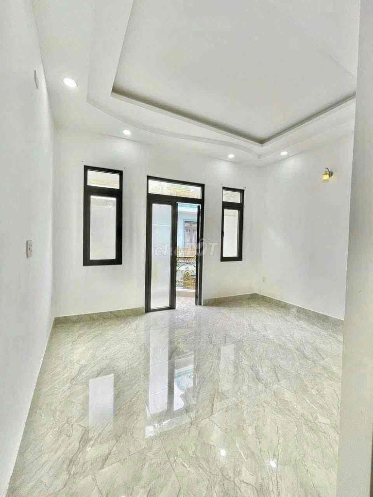 Fourth floor bedroom 5 toilets 151 Union 4-5. bhh B Bình Tân