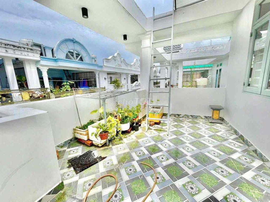 Fourth floor bedroom 5 toilets 151 Union 4-5. bhh B Bình Tân