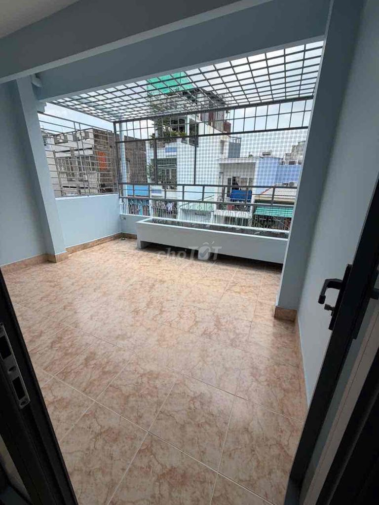 Rent 135/ Bình Thới District 11 (right in the green bird market) area: 4 x 15
